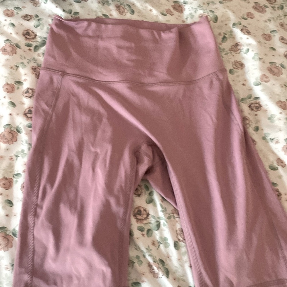 Light pink active wear bike shorts